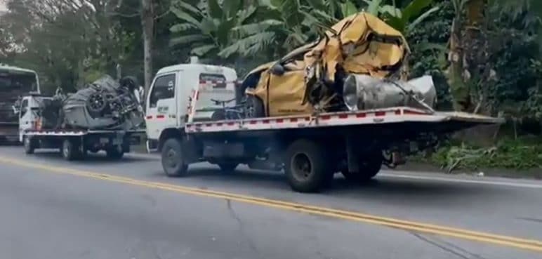 Video: dramático estado de vehículos involucrados en accidente de La Línea
