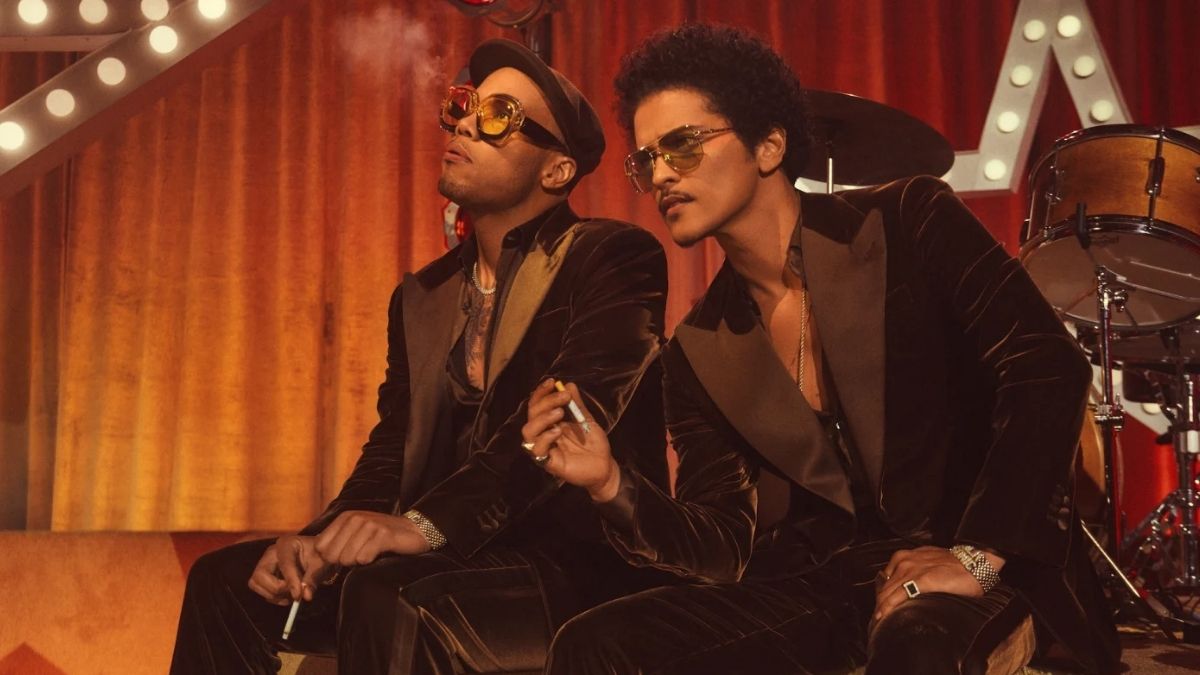 Bruno Mars lanza una de sus canciones favoritas “Love´s Train”