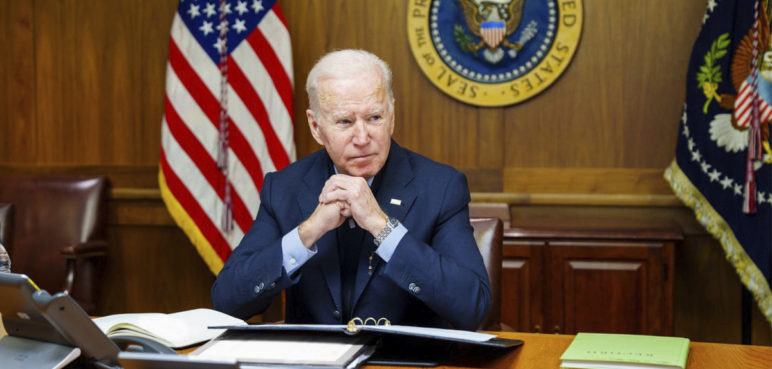 EEUU tiene indicios que Rusia atacará Ucrania en los próximos días: Biden