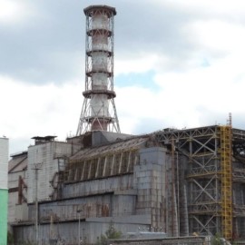 Presidencia de Ucrania afirma control de Chernóbil por parte de Rusia