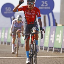 ¡Santiago Buitrago gana la segunda etapa y es el líder del Saudí Tour!