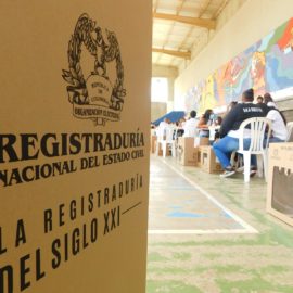 Gustavo Petro califica de "fraude" y "golpe de estado" reconteo de votos