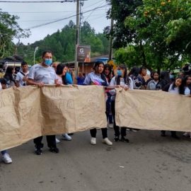 Estudiantes del Corregimiento Los Andes denuncian mal estado de alimentos PAE