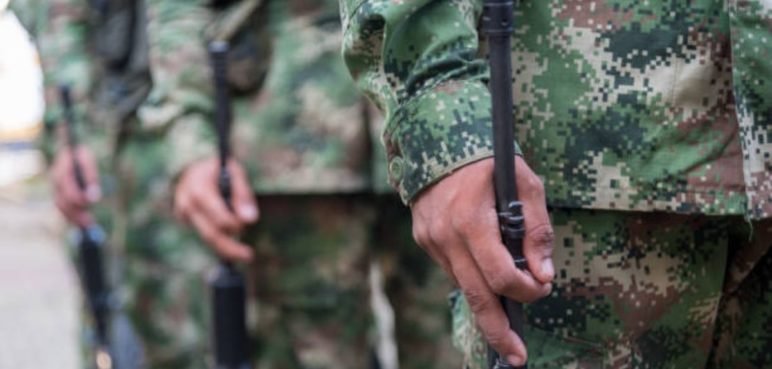 Exmilitares colombianos se unirían a Ucrania para enfrentar a Rusia