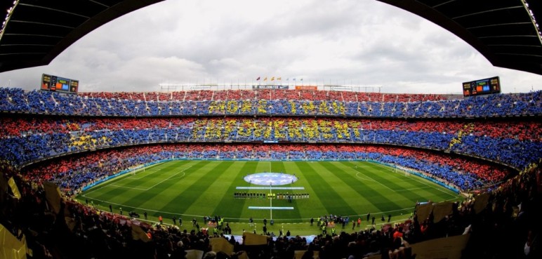 Fútbol femenino: Barcelona y Real Madrid rompen récord de asistencia