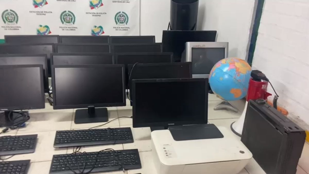 Policía de Cali recuperó 18 computadores robados a un colegio del oriente
