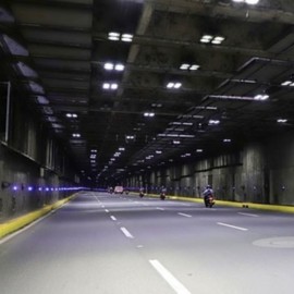 Avanzan las reparaciones de las iluminarias en el Túnel Mundialista