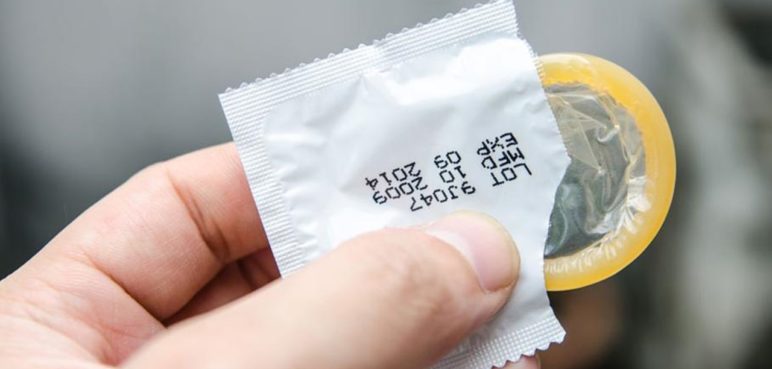 Nuevo proyecto de ley daría hasta 4 años de cárcel a quien se quite el condón
