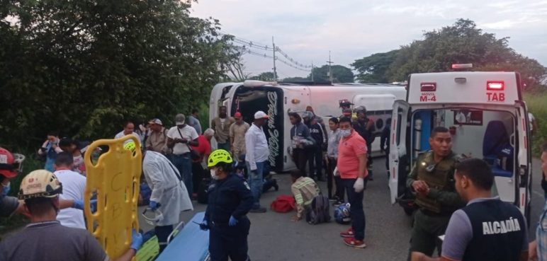 Accidente en Pradera deja al menos 15 trabajadores de un Ingenio heridos