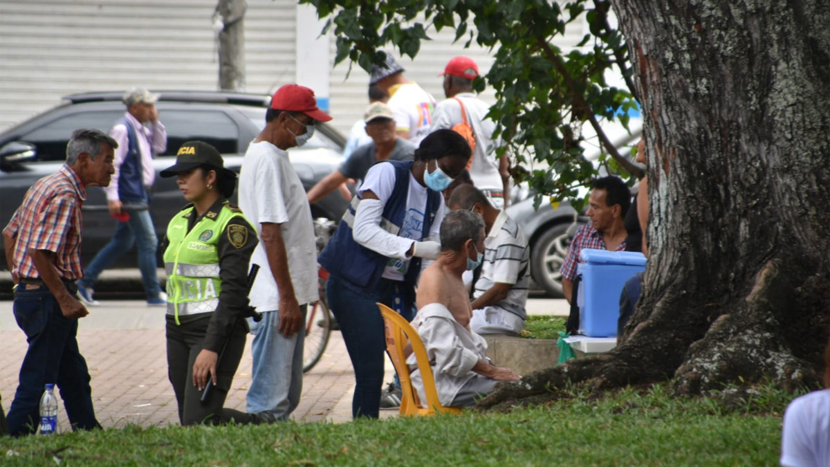 Comunidad capturó, golpeó y desnudó a presuntos ladrones en La Rivera