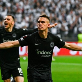 Con gol de Borré, Eintracht Frankfurt clasificó a la final de la Europa League