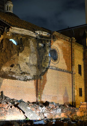 En fotos: dolor por desplome parcial de muro de Iglesia de San Francisco