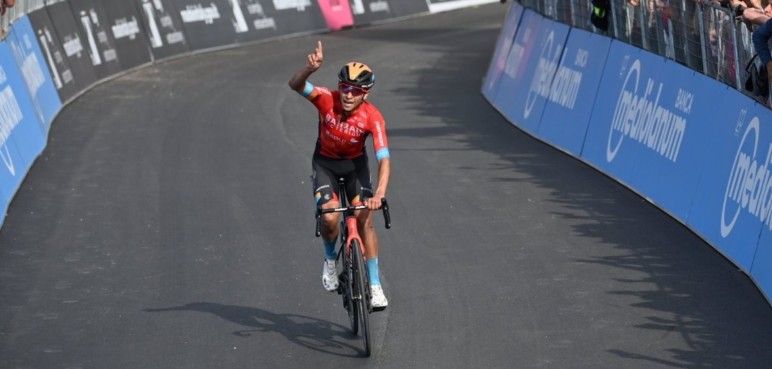 Épica victoria de Santiago Buitrago en la etapa 17 del Giro de Italia