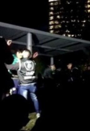 Hinchas del Cali continúan detenidos por la policía de Argentina