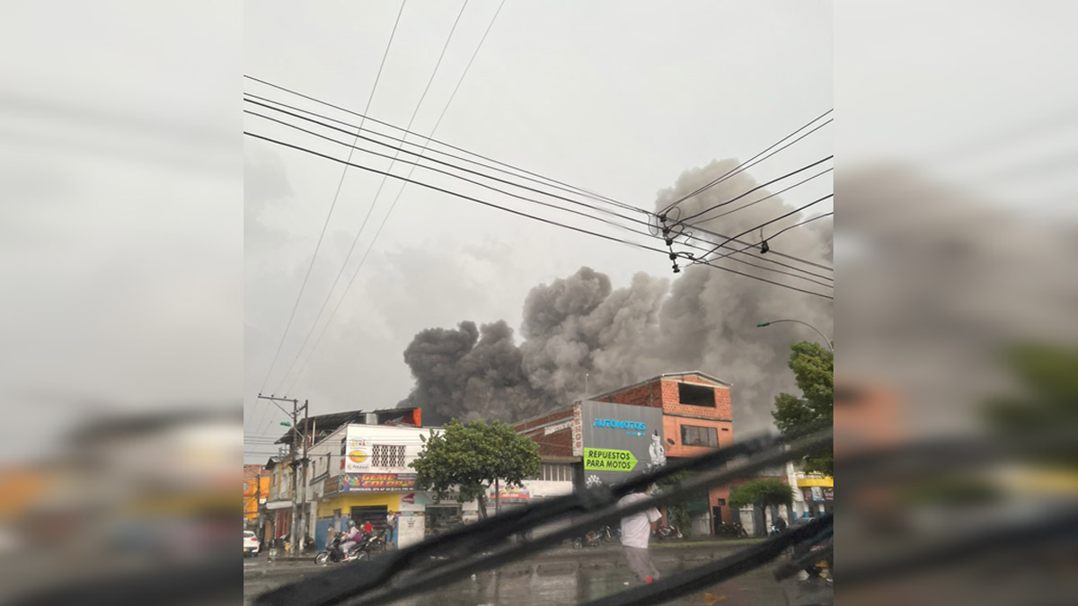 Pérdidas millonarias dejó voraz incendio en el barrio Guayaquil de Cali