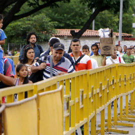 Colombia criticó falta de cooperación internacional a migrantes venezolanos