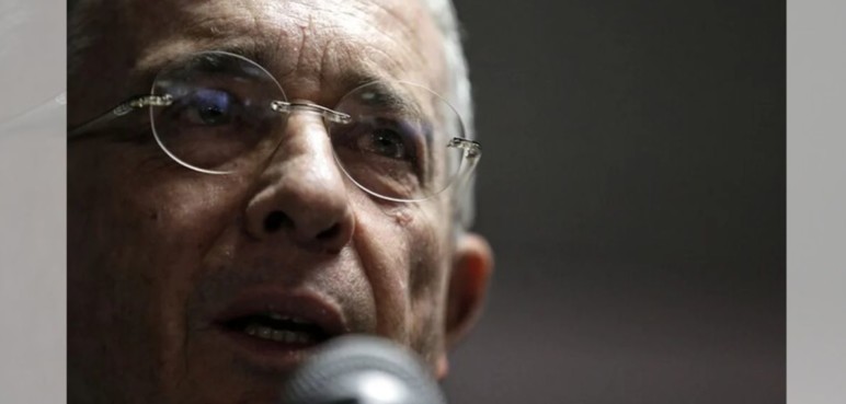 Expresidente Álvaro Uribe pide a seguidores acatar victoria de Petro