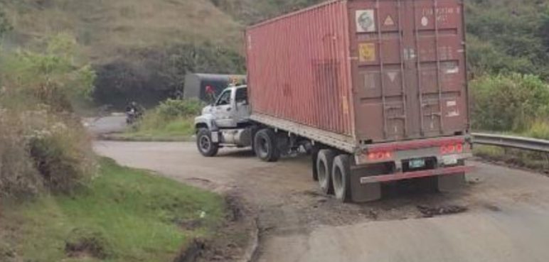 Gobernador de Nariño critica al Gobierno Nacional ante deterioro de malla vial