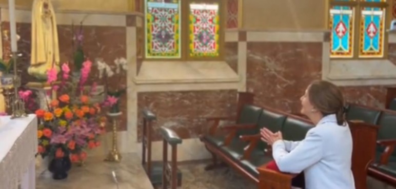 Ingrid Betancourt pide perdón a la Virgen por declaraciones de Rodolfo