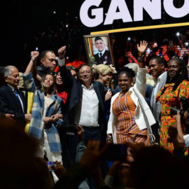 Presidente electo Gustavo Petro invitó a dialogar a sus opositores
