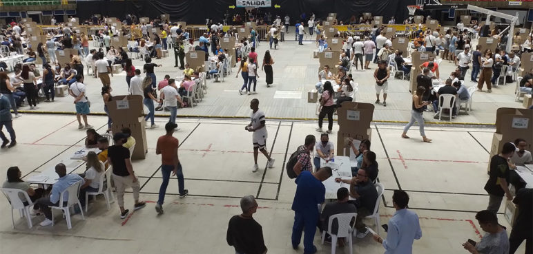 Registrador Nacional pide a Gustavo Petro respetar resultados del domingo