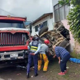 Choque entre una volqueta y una guala deja 11 heridos en Piendamó, Cauca