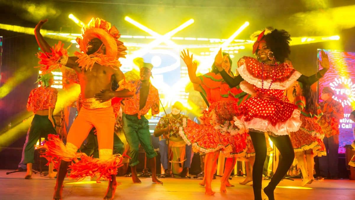 El Instituto Popular de Cultura danza en Italia