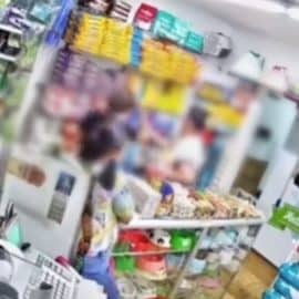 En video quedó registrado el hurto de dos celulares en una tienda de Cali