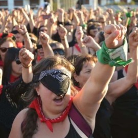 Grupos feministas no están de acuerdo con congreso porno en Cali, buscarán tumbarlo
