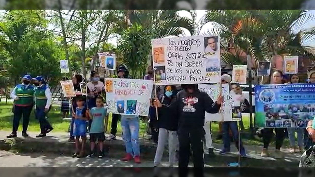 Protesta en cárcel de Tuluá: familia de presos fallecidos piden justicia