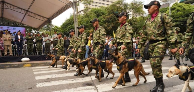 La policía no podrá llevar caballos ni perros para controlar manifestaciones