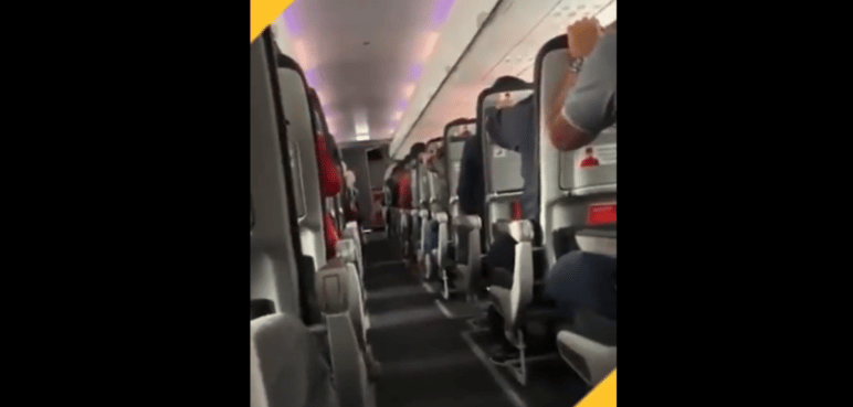 Video: así fue el momento de angustia que vivieron los pasajeros de un avión