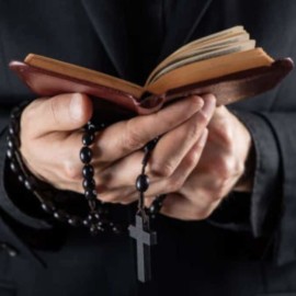 Arquidiócesis reveló lista de sacerdotes denunciados por pederastia