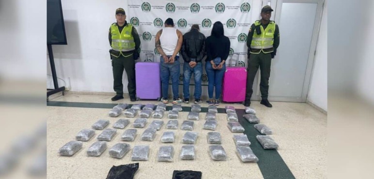 Capturaron a tres personas con 23.000 gramos de marihuana que pretendían distribuir por el país