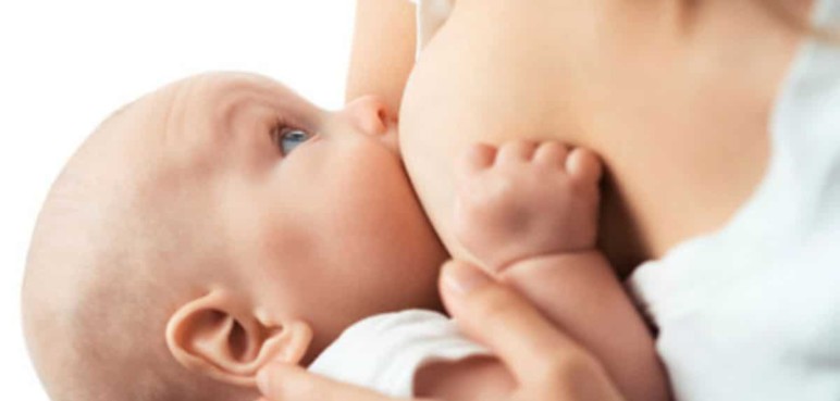 ¿Cuáles son los beneficios de la lactancia materna para el desarrollo del bebé?