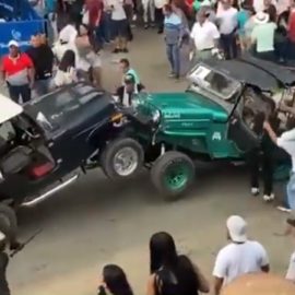 Hasta 'carros chocones' generó batalla campal en fiestas de Calima - El Darién