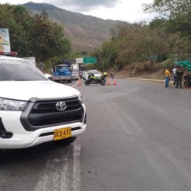 Minga indígena volvió a bloquear vía a Buenaventura, dicen que Gobierno no cumplió