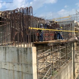 Continúa la construcción del puente de Juanchito: Llegan nuevos materiales