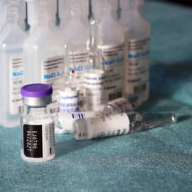 EE.UU. autoriza la vacuna actualizada contra las nuevas variantes de covid