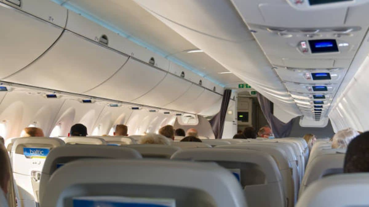 Proyecto de ley ampliaría la regulación ante casos de abuso en aerolíneas del país