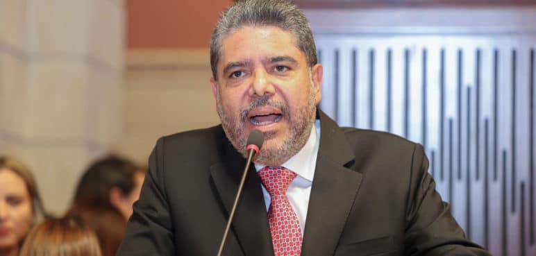 Vallecaucano Carlos Hernán Rodríguez es el nuevo Contralor General