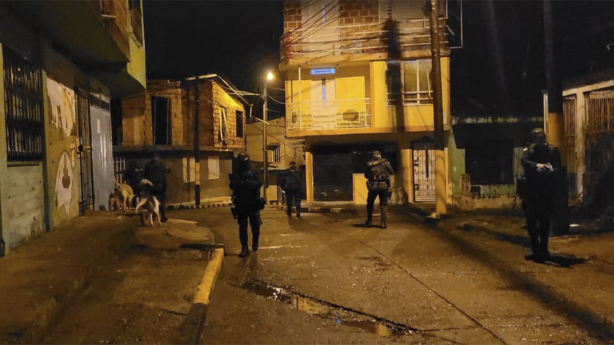 Video: Balacera entre bandas criminales en pleno barrio de Buenaventura