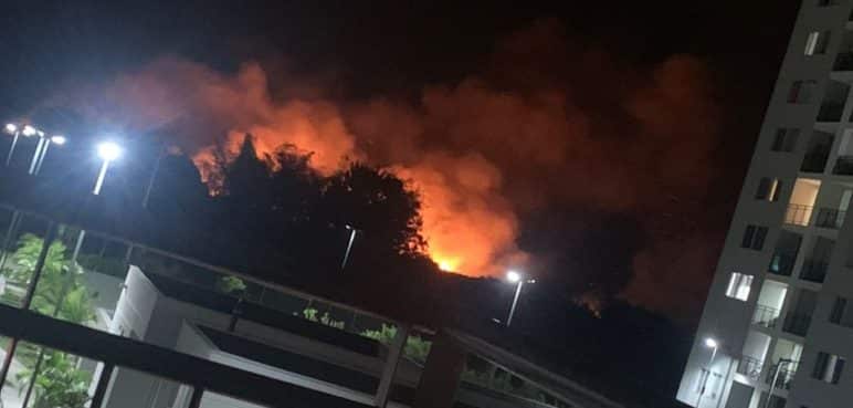 Video: impactante incendio en un barrio del sur de Cali este lunes