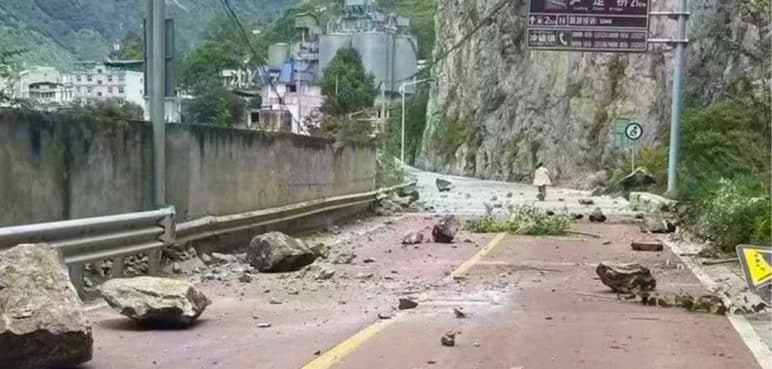 Terremoto de magnitud 6,8° en China deja hasta el momento 65 muertos