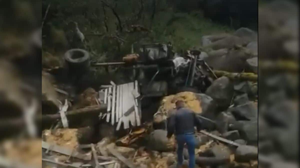 Tres personas murieron luego de que un furgón cayera a un abismo en el Cauca