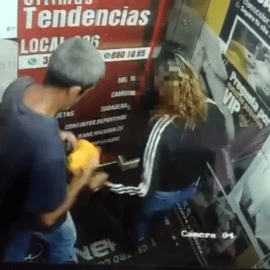 Video: Pareja robó 4 prendas de un almacén en el centro de Cali