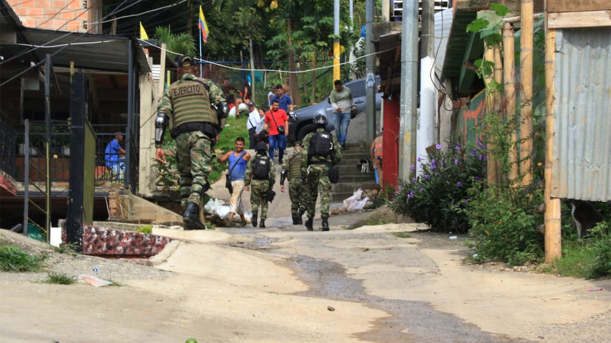 "Serían diez personas fuertemente armadas": hipótesis tras masacre en Siloé