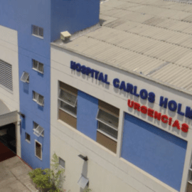 Pacientes del hospital Carlos Holmes Trujillo protestan por demoras en las citas