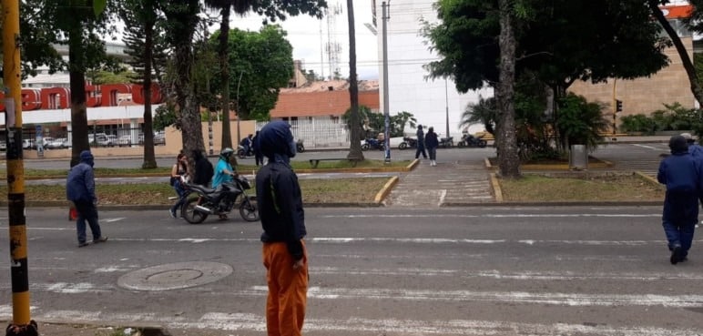 Video: Manifestaciones en Univalle colapsaron el sur de Cali