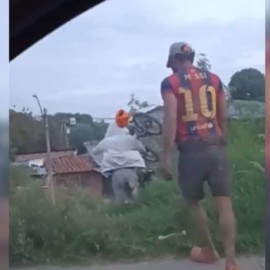 Video: Tremendo susto de ciudadano víctima del robo de su bicicleta con cuchillo